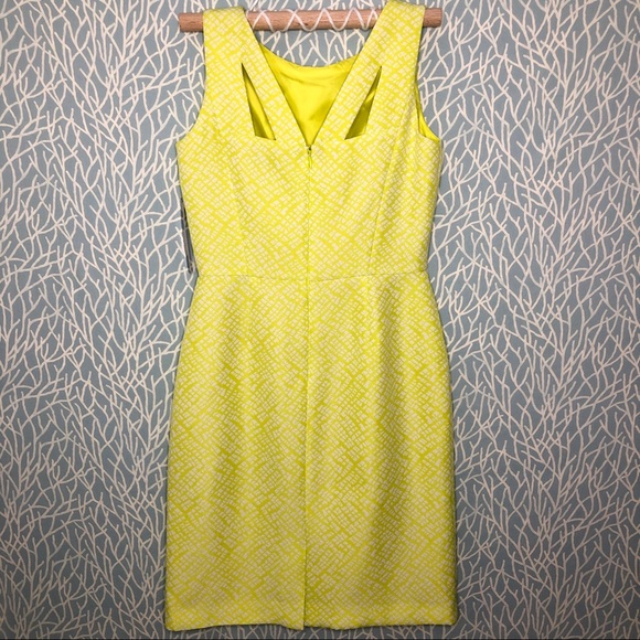 Tahari Sleeveless Two-Tone Jacquard Sheath Dress. - Picture 5 of 8